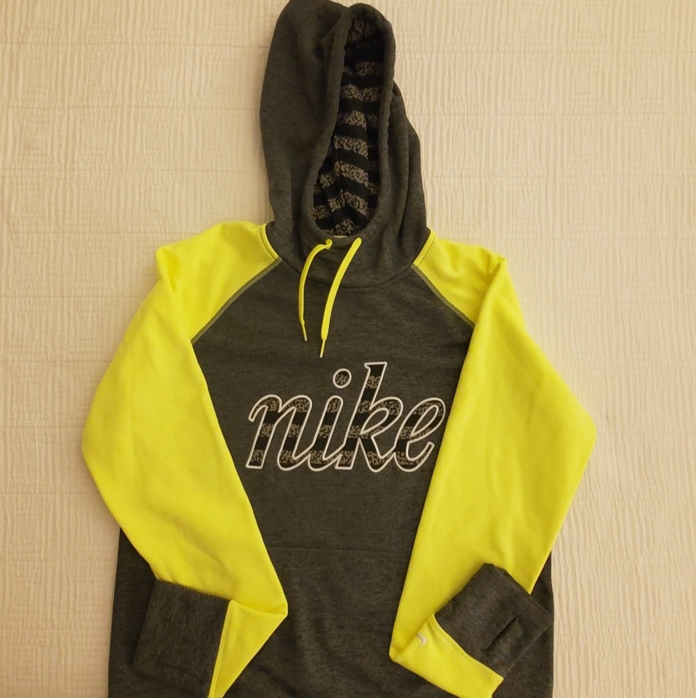Nike Therma Fit hoodie